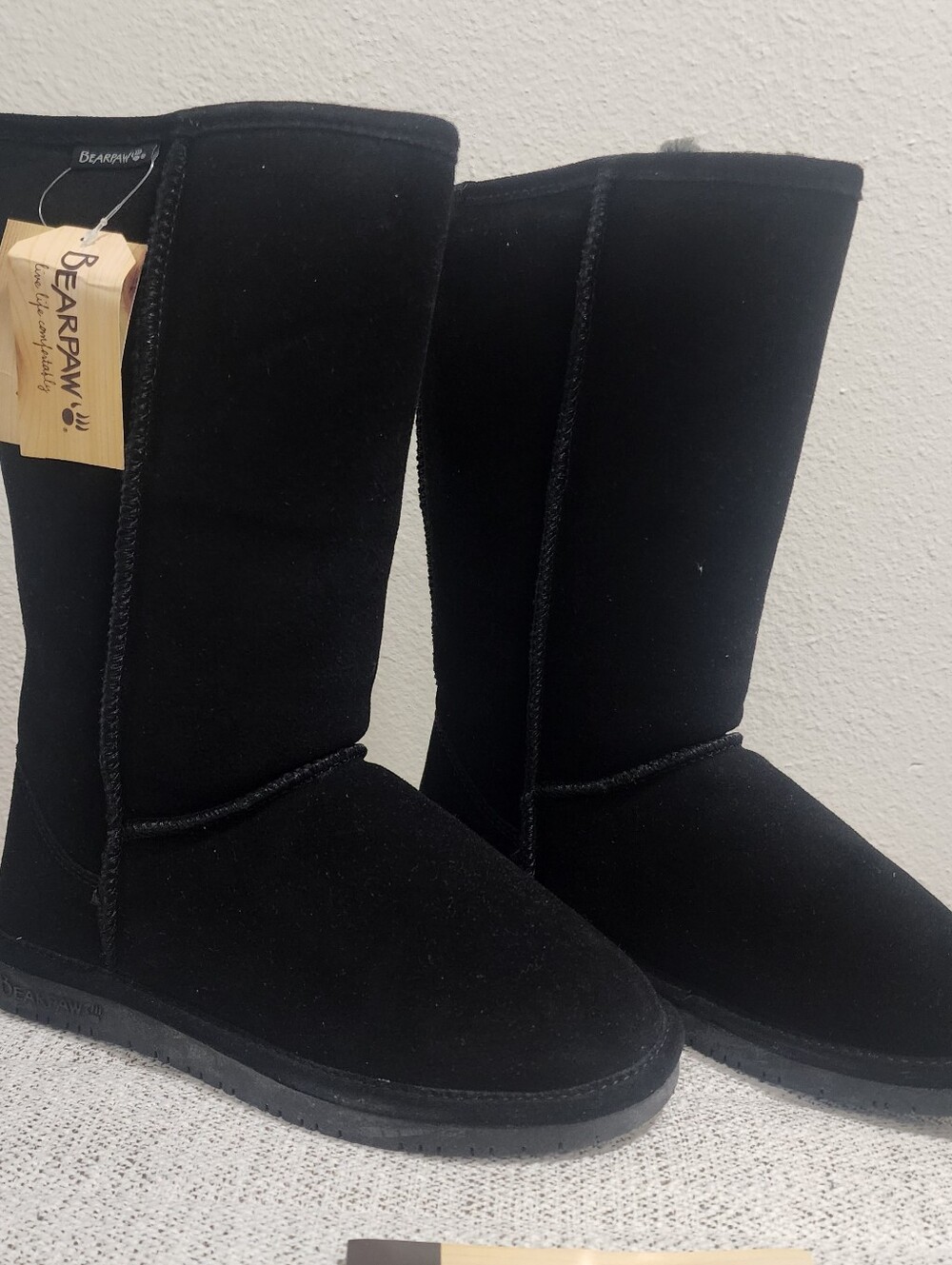 New Bearpaw Emma Tall Boot size 8 Black